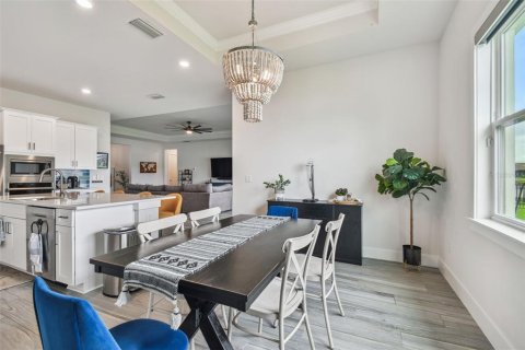 Villa ou maison à vendre à Wesley Chapel, Floride: 3 chambres, 231.98 m2 № 1743333 - photo 17