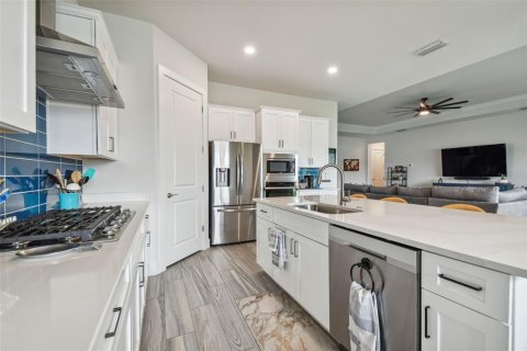 Villa ou maison à vendre à Wesley Chapel, Floride: 3 chambres, 231.98 m2 № 1743333 - photo 10
