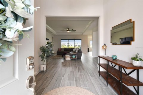 Villa ou maison à vendre à Wesley Chapel, Floride: 3 chambres, 231.98 m2 № 1743333 - photo 4