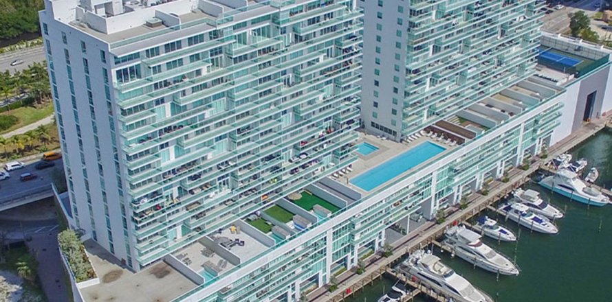 Apartment in 400 SUNNY ISLES in Sunny Isles Beach, Florida 3 bedrooms, 157 sq.m. № 78135
