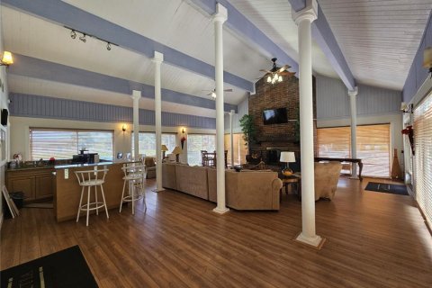 Condo in Largo, Florida, 1 bedroom  № 2112673 - photo 19