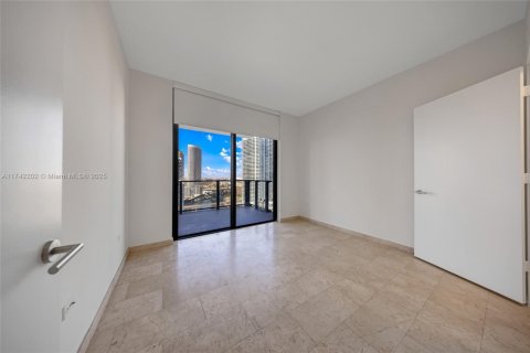 Condo in Miami, Florida, 2 bedrooms  № 1863851 - photo 20