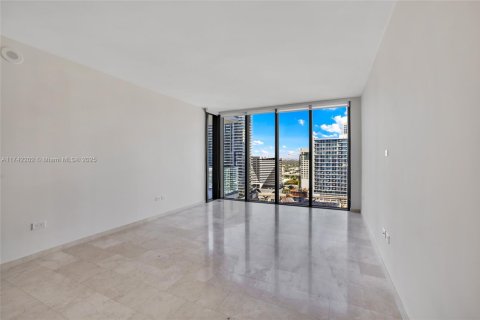 Condo in Miami, Florida, 2 bedrooms  № 1863851 - photo 14