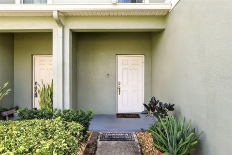 Touwnhouse à vendre à Orlando, Floride: 4 chambres, 208.57 m2 № 1907138 - photo 3