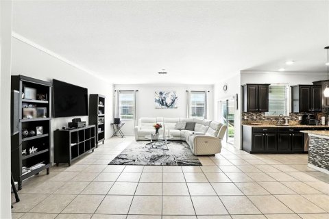 Touwnhouse à vendre à Orlando, Floride: 4 chambres, 208.57 m2 № 1907138 - photo 7