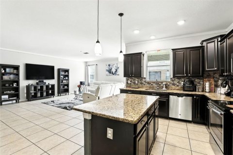 Touwnhouse à vendre à Orlando, Floride: 4 chambres, 208.57 m2 № 1907138 - photo 13