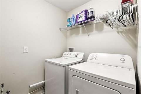 Touwnhouse à vendre à Orlando, Floride: 4 chambres, 208.57 m2 № 1907138 - photo 26