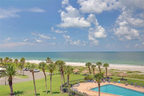 Condo in Clearwater, Florida, 2 bedrooms  № 1911123 - photo 2