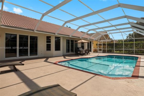 Villa ou maison à vendre à Pembroke Pines, Floride: 4 chambres, 232.91 m2 № 1987158 - photo 28