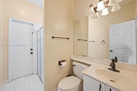 Villa ou maison à vendre à Pembroke Pines, Floride: 4 chambres, 232.91 m2 № 1987158 - photo 23