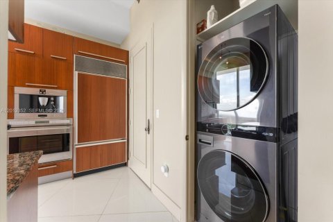 Купить кондоминиум в Санни-Айлс-Бич, Флорида 2 спальни, 135.92м2, № 2179764 - фото 9