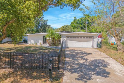 Casa en venta en Winter Park, Florida, 3 dormitorios, 210.7 m2 № 1609833 - foto 1