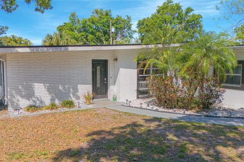 Casa en venta en Winter Park, Florida, 3 dormitorios, 210.7 m2 № 1609833 - foto 3