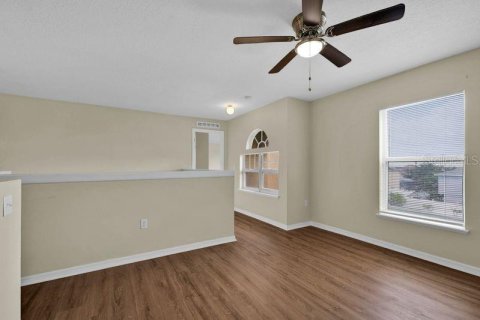 House in MAGNOLIA PARK in Clermont, Florida 4 bedrooms, 261.61 sq.m. № 1806649 - photo 15