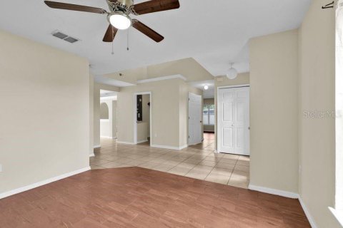 House in MAGNOLIA PARK in Clermont, Florida 4 bedrooms, 261.61 sq.m. № 1806649 - photo 28