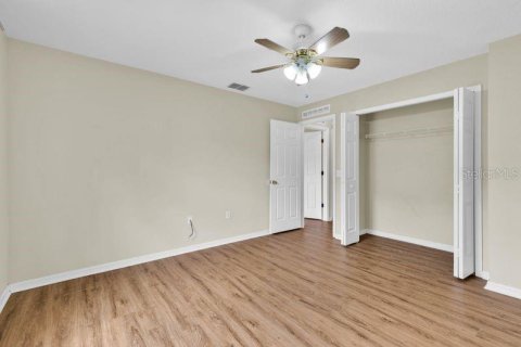 House in MAGNOLIA PARK in Clermont, Florida 4 bedrooms, 261.61 sq.m. № 1806649 - photo 10