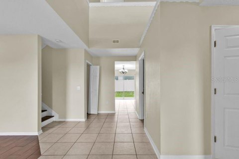House in MAGNOLIA PARK in Clermont, Florida 4 bedrooms, 261.61 sq.m. № 1806649 - photo 8