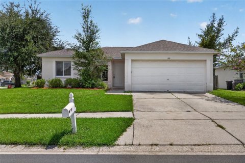 Casa en Plant City, Florida 3 dormitorios, 111.3 m2 № 2352498