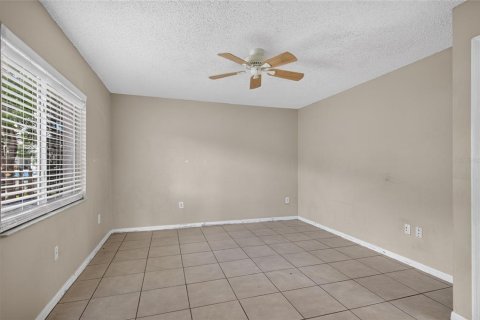 Villa ou maison à vendre à Plant City, Floride: 3 chambres, 111.3 m2 № 2352498 - photo 16