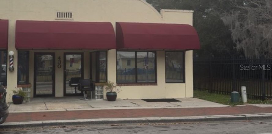 Immobilier commercial à Gainesville, Floride 178.37 m2 № 1883344