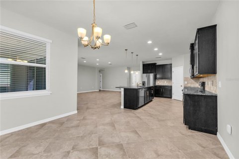 Villa ou maison à louer à Bradenton, Floride: 4 chambres, 234.86 m2 № 1826687 - photo 12