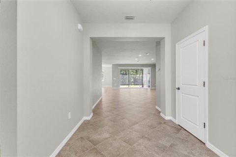 Villa ou maison à louer à Bradenton, Floride: 4 chambres, 234.86 m2 № 1826687 - photo 2