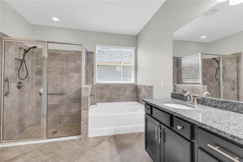 Villa ou maison à louer à Bradenton, Floride: 4 chambres, 234.86 m2 № 1826687 - photo 21