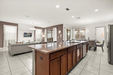 Casa en venta en Kissimmee, Florida, 6 dormitorios, 277.5 m2 № 2383863 - foto 15