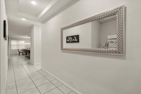 Casa en venta en Kissimmee, Florida, 6 dormitorios, 277.5 m2 № 2383863 - foto 4