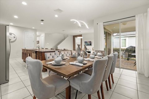 Casa en venta en Kissimmee, Florida, 6 dormitorios, 277.5 m2 № 2383863 - foto 14