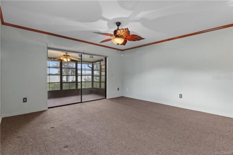 Townhouse in Inverness, Florida 2 bedrooms, 121.89 sq.m. № 2378929 - photo 9
