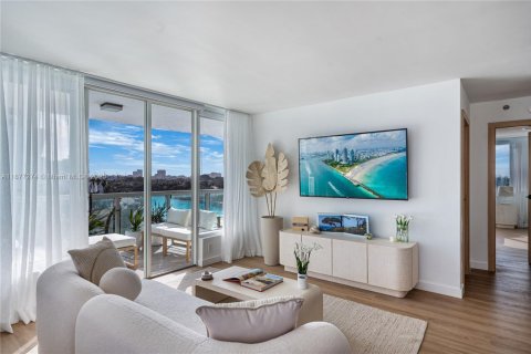 Condo in Miami Beach, Florida, 2 bedrooms  № 1978802 - photo 8