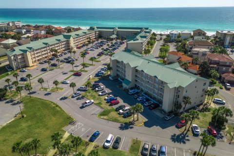 Condo in Miramar Beach, Florida, 2 bedrooms  № 559695 - photo 1