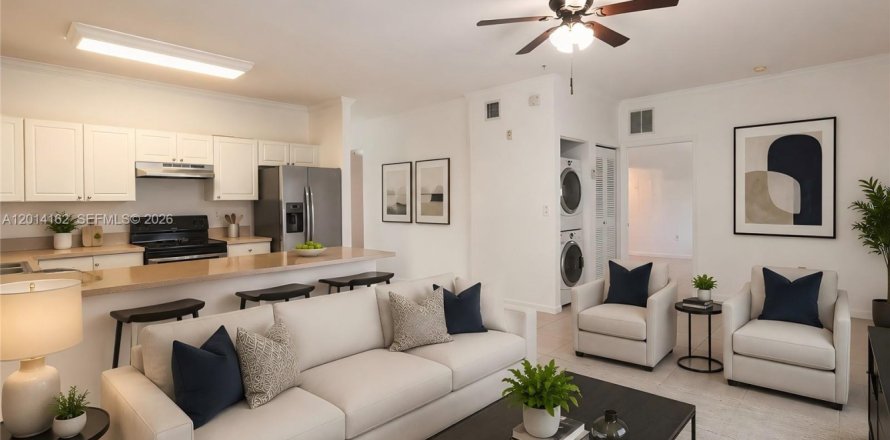 Condo in Hialeah, Florida, 3 bedrooms  № 2076300