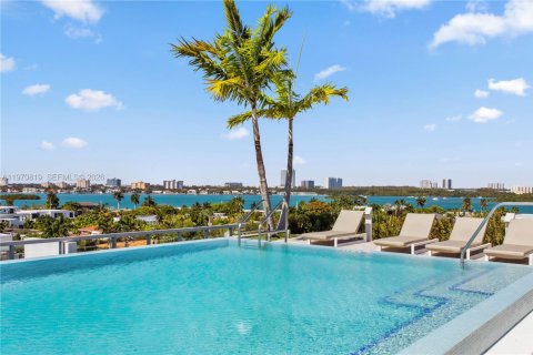 Condo in Bay Harbor Islands, Florida, 3 bedrooms  № 2058095 - photo 23