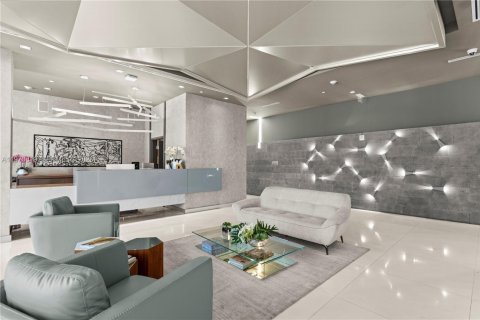 Condo in Bay Harbor Islands, Florida, 3 bedrooms  № 2058095 - photo 21