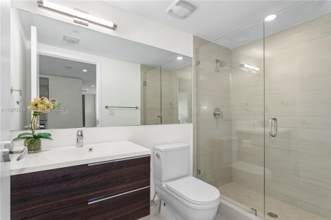 Condo in Bay Harbor Islands, Florida, 3 bedrooms  № 2058095 - photo 20