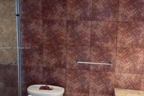 Condo in Miami, Florida, 2 bedrooms  № 1997500 - photo 16