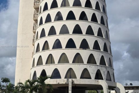 Condo in Miami, Florida, 2 bedrooms  № 1997500