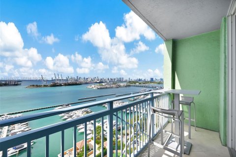 Condo in Miami Beach, Florida, 1 bedroom  № 2005126 - photo 23