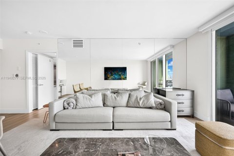 Condo in Miami Beach, Florida, 1 bedroom  № 2005126 - photo 6