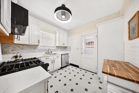 Купить виллу или дом в Лейкленд, Флорида 7 комнат, 163.14м2, № 2423886 - фото 12