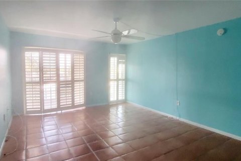 Condominio en alquiler en Saint Petersburg, Florida, 3 dormitorios, 139.35 m2 № 1785919 - foto 5