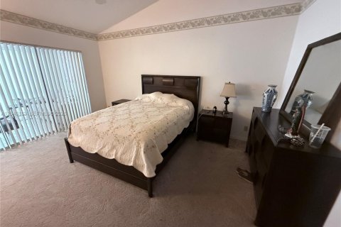 Touwnhouse à vendre à Boca Raton, Floride: 2 chambres, 144.46 m2 № 2191981 - photo 4