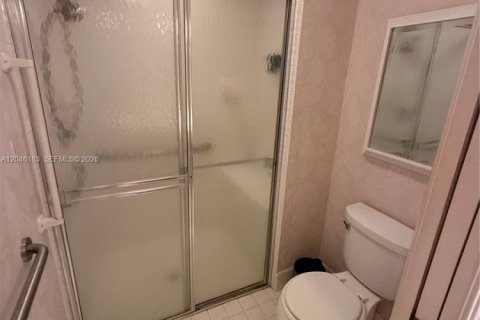 Touwnhouse à vendre à Boca Raton, Floride: 2 chambres, 144.46 m2 № 2191981 - photo 10