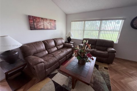 Touwnhouse à vendre à Boca Raton, Floride: 2 chambres, 144.46 m2 № 2191981 - photo 6