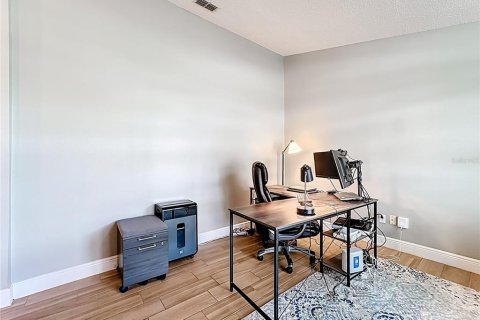 Casa en venta en Orlando, Florida, 4 dormitorios, 177.44 m2 № 1907767 - foto 16