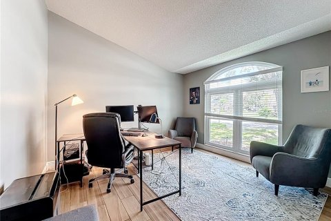 Casa en venta en Orlando, Florida, 4 dormitorios, 177.44 m2 № 1907767 - foto 17