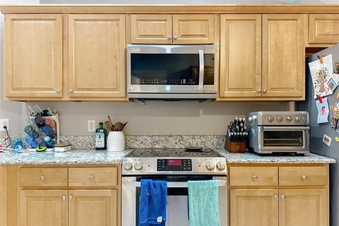 Casa en venta en Orlando, Florida, 4 dormitorios, 177.44 m2 № 1907767 - foto 10