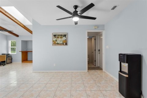 House in Apopka, Florida 3 bedrooms, 249.72 sq.m. № 1837744 - photo 22